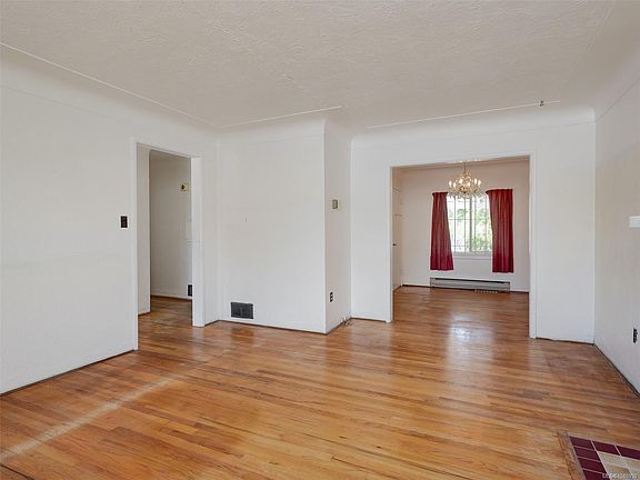 3rd image of 3832 Carey Rd