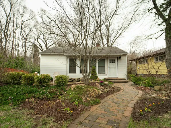 9115 Oak Ave, Gary, IN 46403