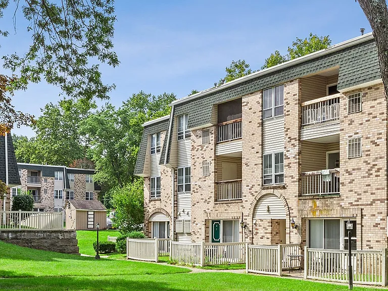 Stony Run at the Stockade Apartments — Photo 6
