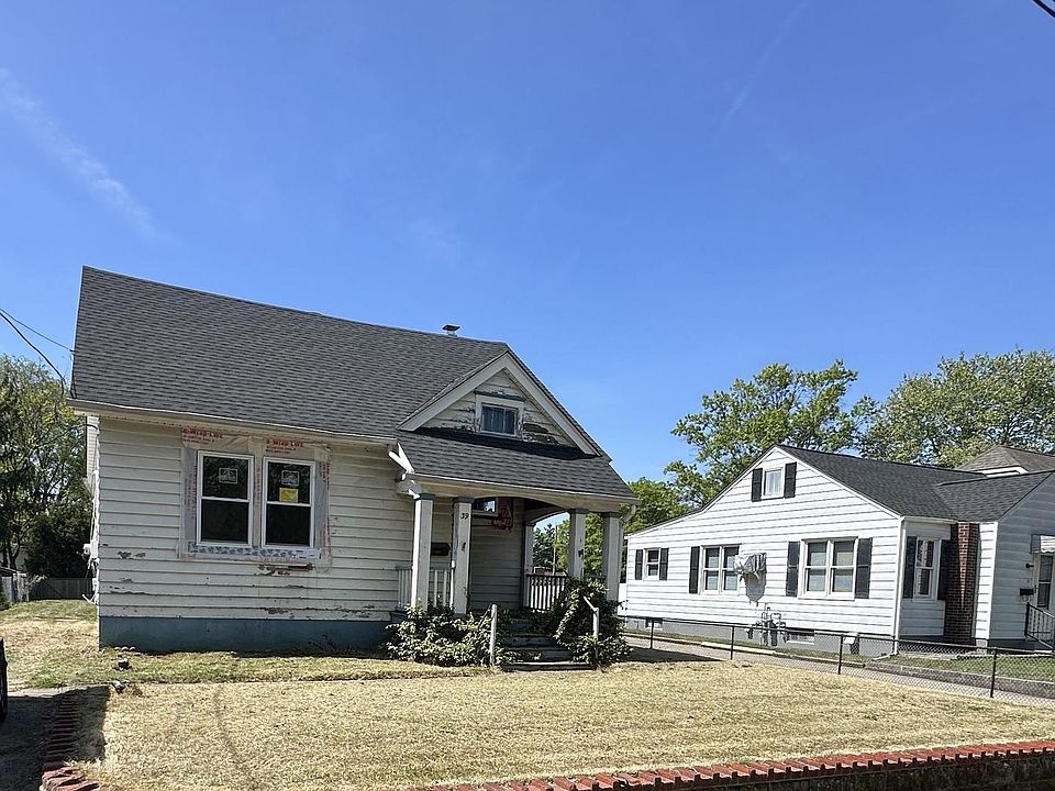 1st image of 39 Jenkins Ave