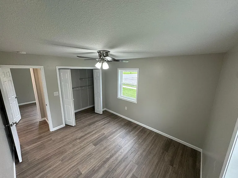 801 Murray St — Photo 12