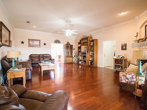 4th image of 11661 Twin Lakes Ln