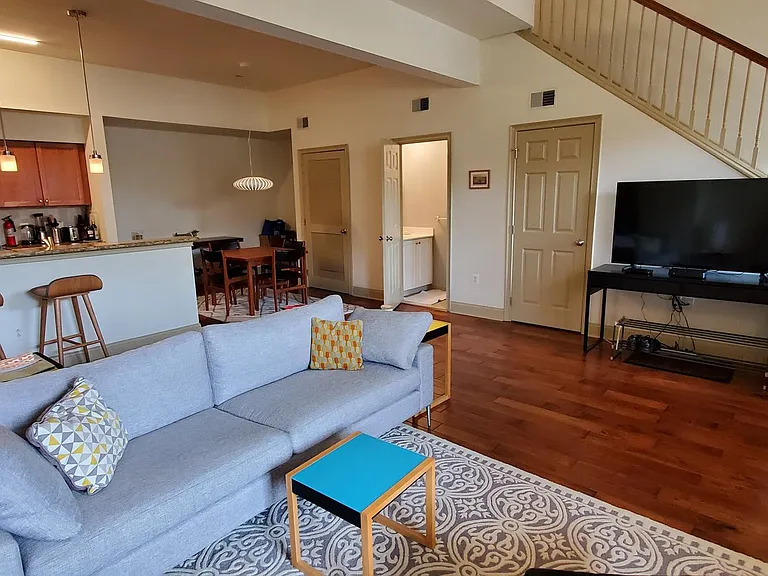 1 Academy Cir #311 — Photo 4