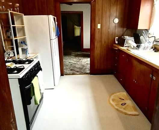3rd image of 311 Walnut St