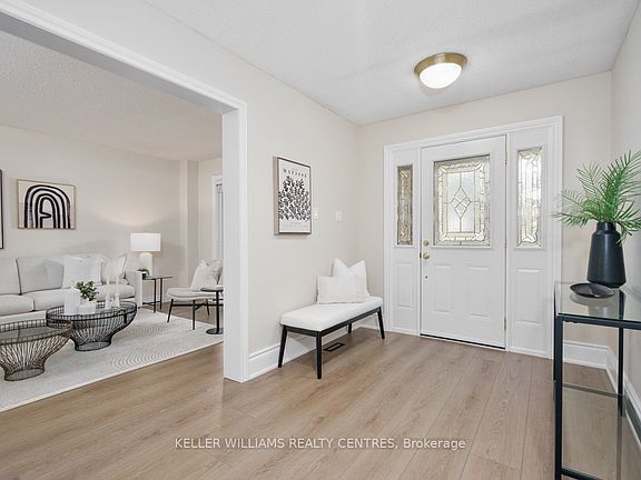 3rd image of 468 Dorchester Ct