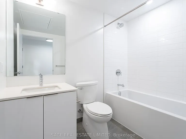 357 King St W #2109 — Photo 15