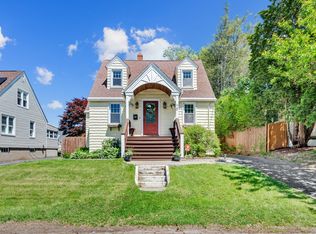 70 Mercer St, Stratford, CT 06614