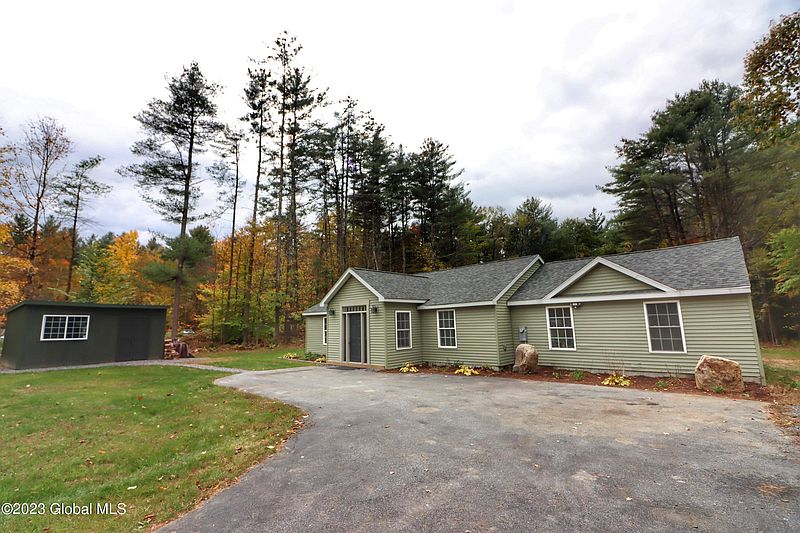 2nd image of 104 Allen Road