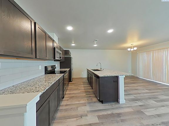 3rd image of 5712 W Albany Pl #110