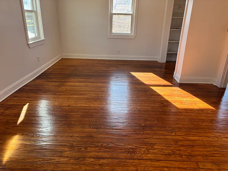 813 Westbank Expy — Photo 9