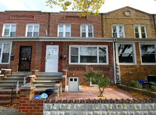 2229 36th St, Astoria, NY 11105