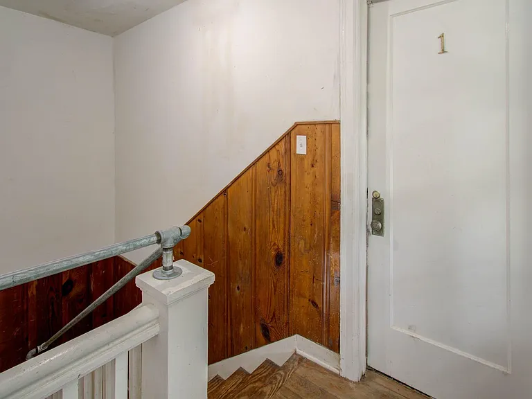 1428 Wentworth St #1 — Photo 22