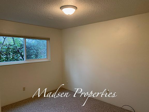 5th image of 180 E 1st Ave #1