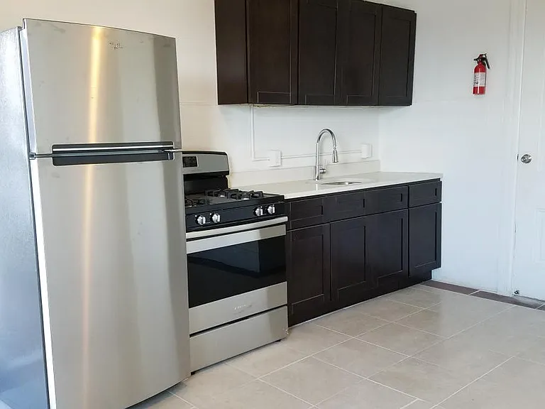 1135-1137 W Hamilton St #3A — Photo 1