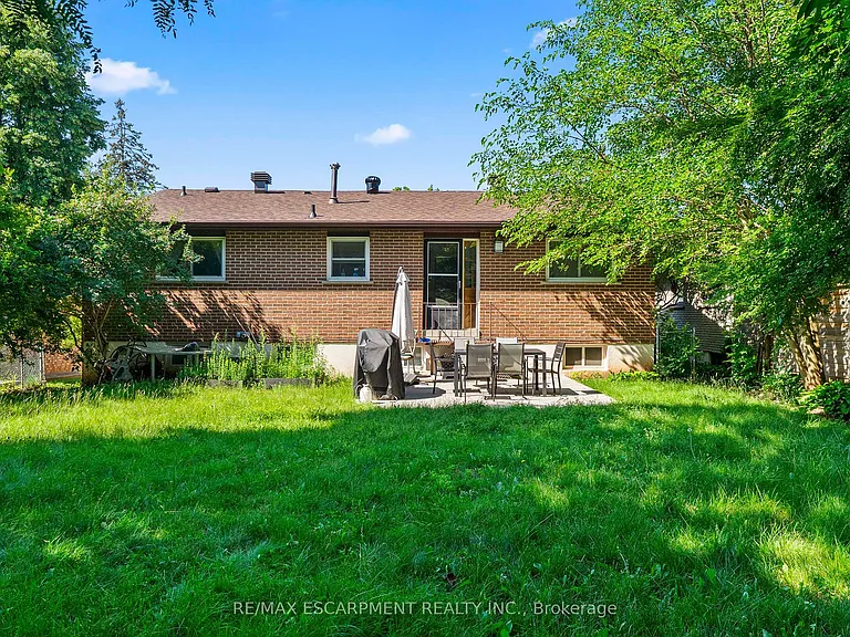 2506 Yarmouth Cres — Photo 37