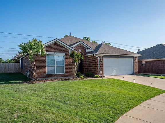 2nd image of 2720 Mountain Oaks Dr
