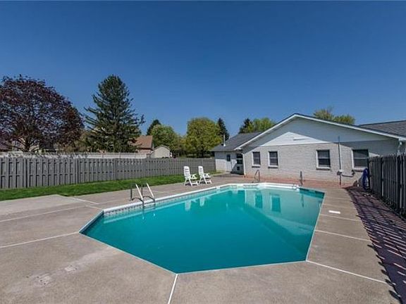 5th image of 511 Ashwood Dr