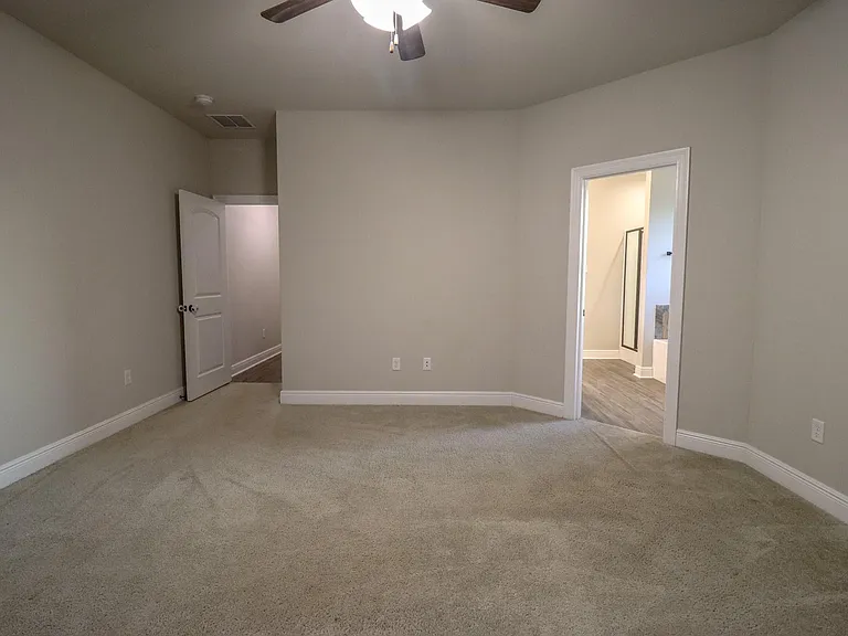 4401 Sweetgum Dr — Photo 24