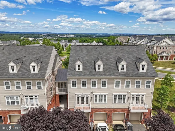42572 Wildly Ter, Ashburn, VA 20148