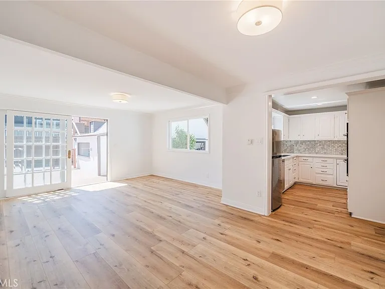 1305 Oak Ave — Photo 13