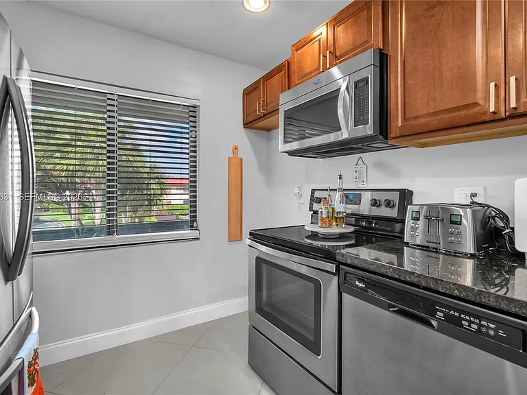 7956 Eastlake Dr #F — Photo 11