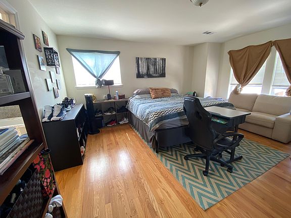 Upstairs bedroom #1