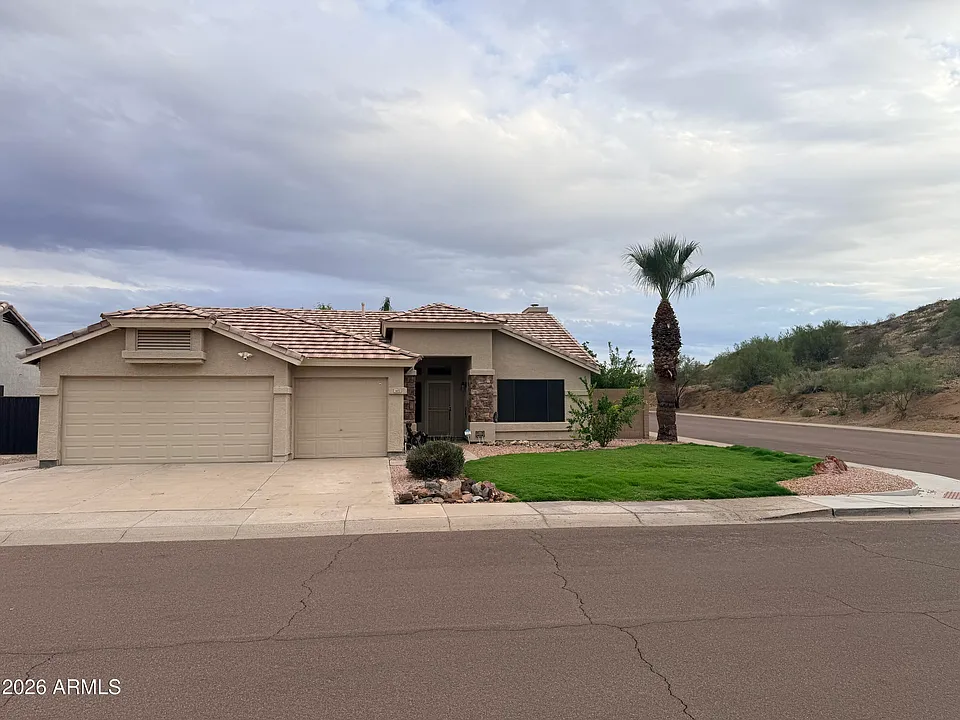 1603 E Runion Dr