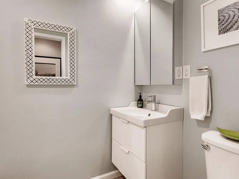10450 W 8th Pl — Photo 16