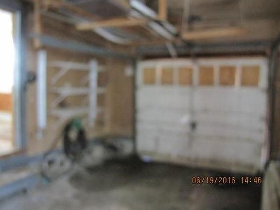 2nd image of 385 Lancaster St