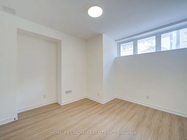35 Red Giant St #BASEMENT — Photo 17