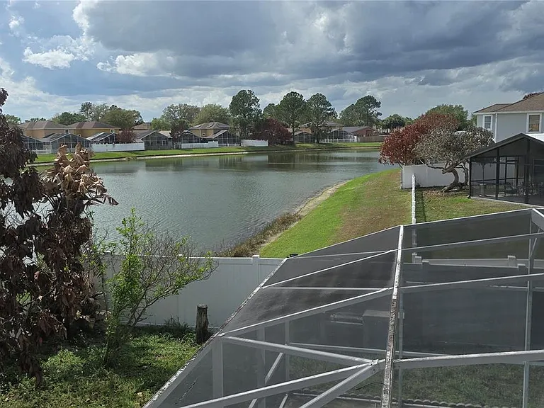 3234 Brewster Dr — Photo 9