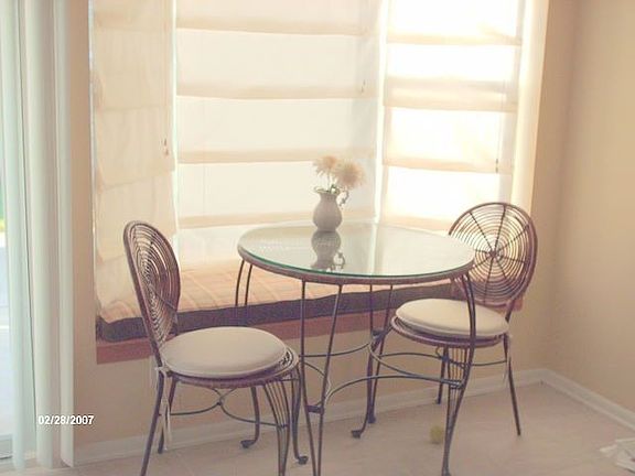 bay window seat