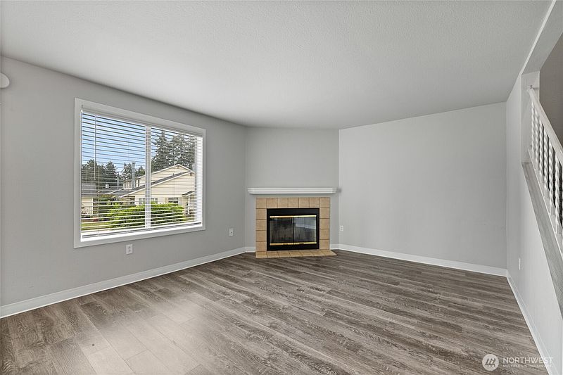 2nd image of 332 S 327th Lane