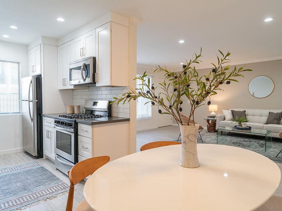 1st image of 11915 Kling St #35-14