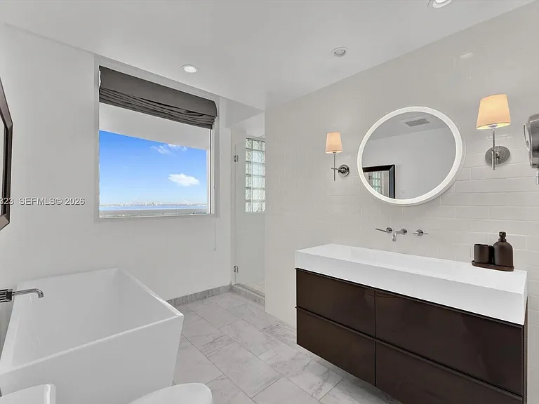 4201 Collins Ave #2301 — Photo 28