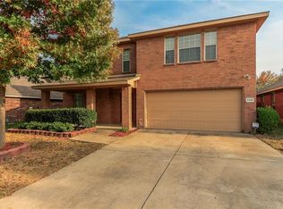 2300 Hummingbird Way, Mesquite, TX 75181