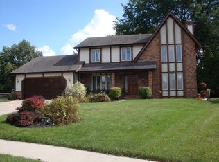 6617 Fawn Ln, Maumee, OH 43537