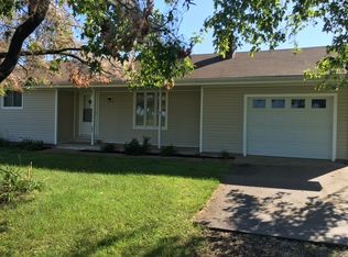 282 SE 701st Rd, Clinton, MO 64735