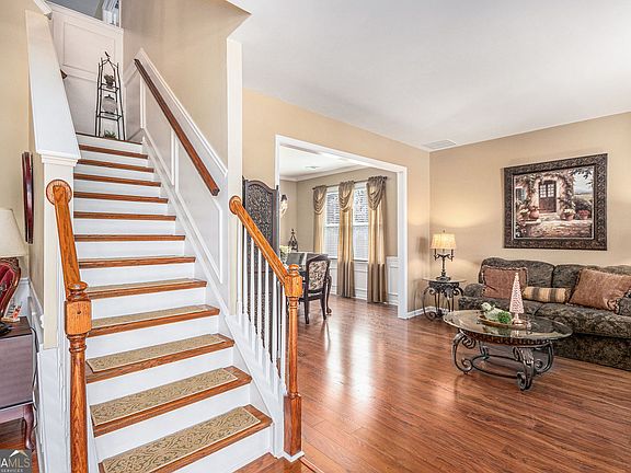 4th image of 108 Heritage Club Cir