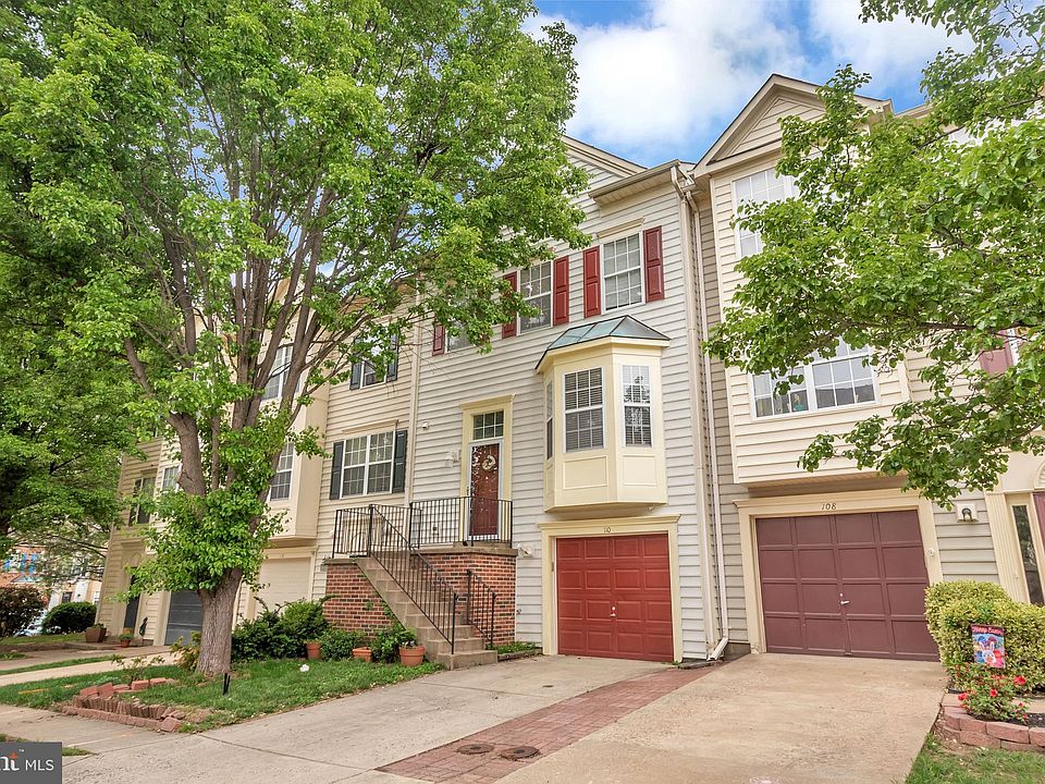 1st image of 110 Park Brook Ct