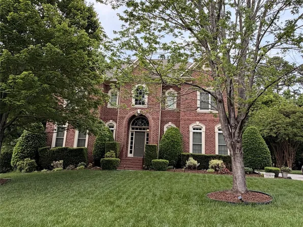 7518 Meadowgate Ln, Waxhaw, NC 28173
