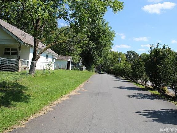 3rd image of 543 W Sullenberger Ave