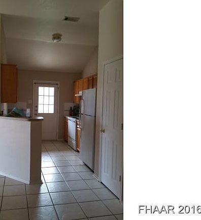 5th image of 3603 Woodrow Dr #B