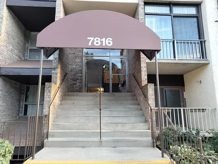 7816 Hanover Pkwy #104 — Photo 1