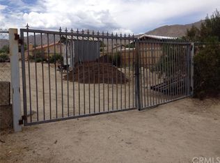 9303 Navajo Trl, Morongo Valley, CA 92256