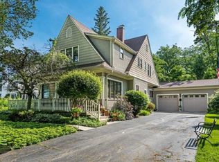 242 Higman Park Hl, Benton Harbor, MI 49022