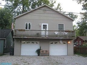 2nd image of 3045 Maple Ave NE