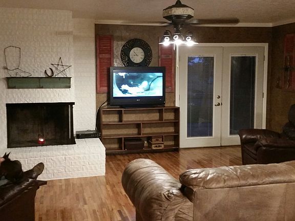 3rd image of 6087 Sunset Dr
