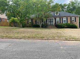 3305 Earl Dr, Memphis, TN 38128