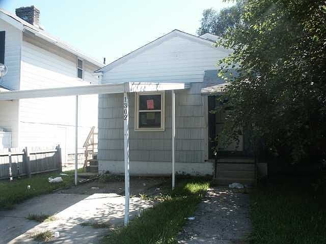 1st image of 1302 S Champion Ave